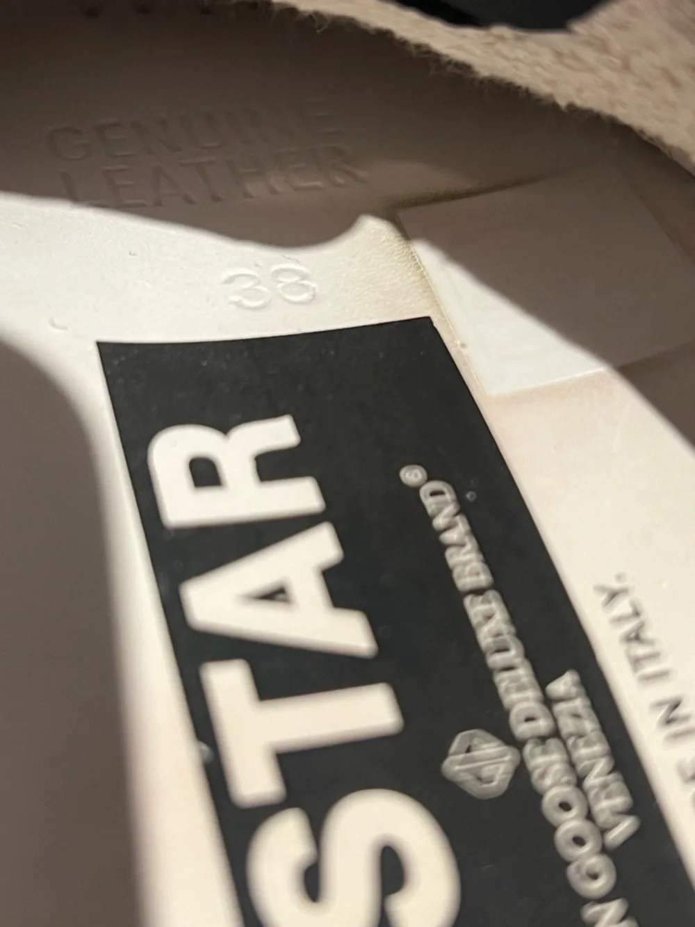 Golden Goose hi star White Leather Sneakers with Leopard Star Accent - Picture 10 of 12